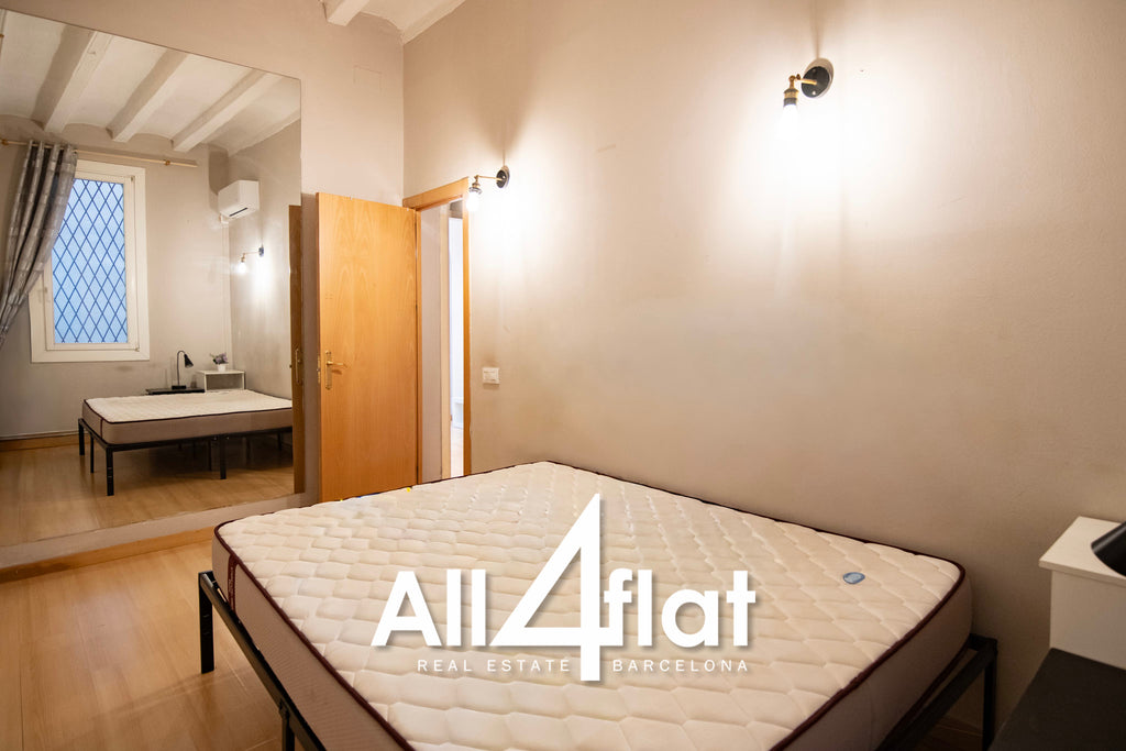 C/ Roca - Réf. : 003599