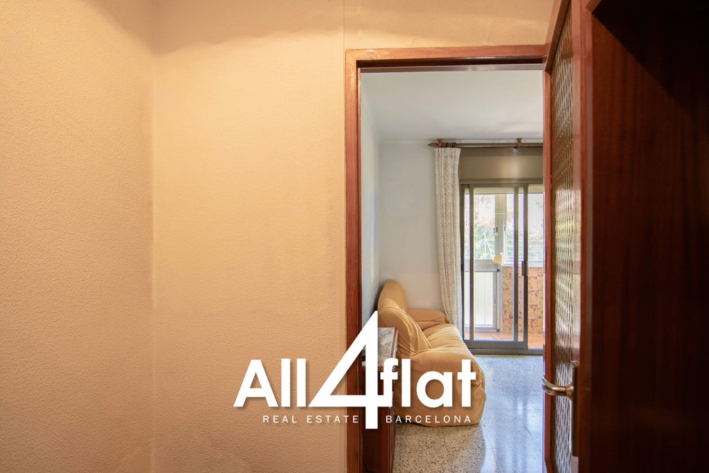 Muga Street - Ref: 003607 