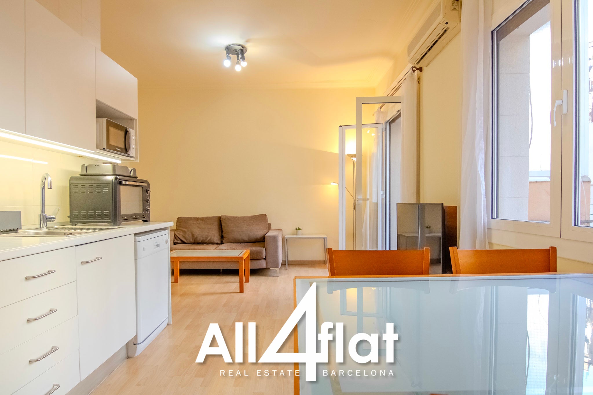 C/ Parallel - Ref: 002288E