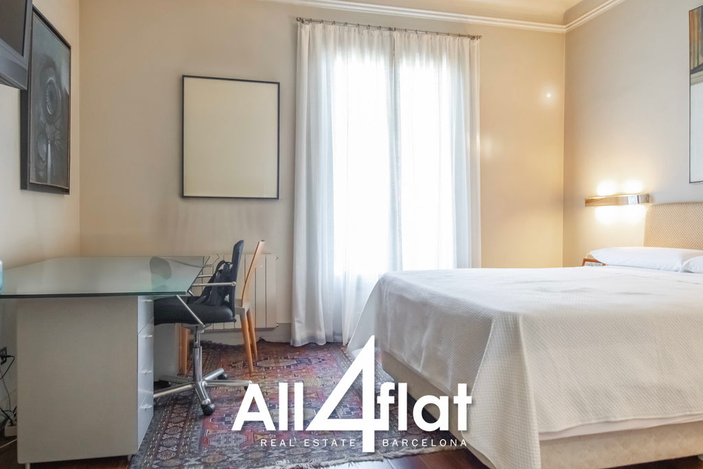 C/ Pau Claris - Réf. : 003509 