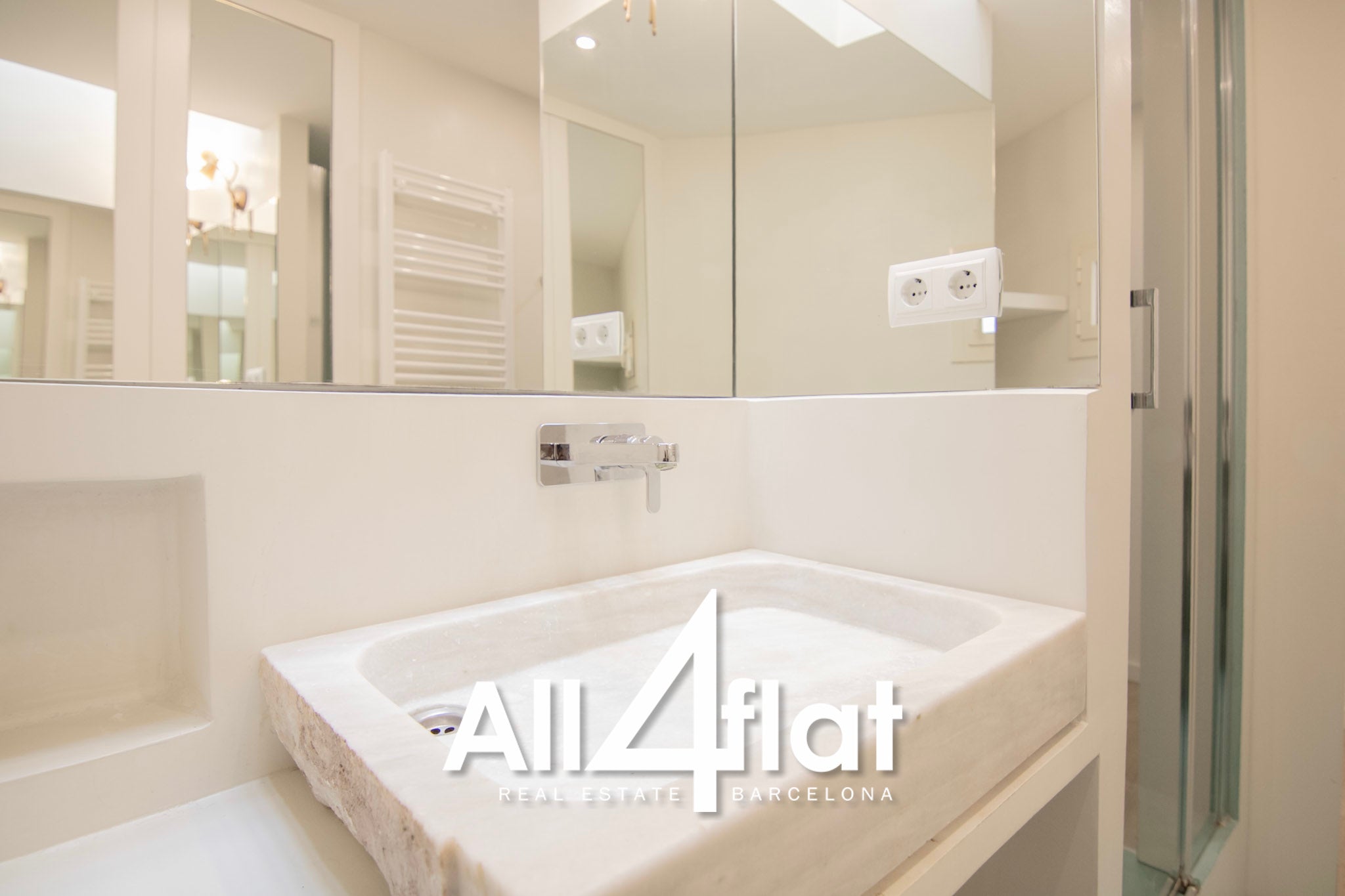 C/ Creu Coberta - Ref: 003637