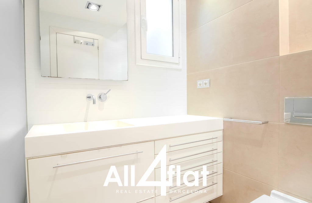 Teodora Lamadrid Street - Ref: 003129NP