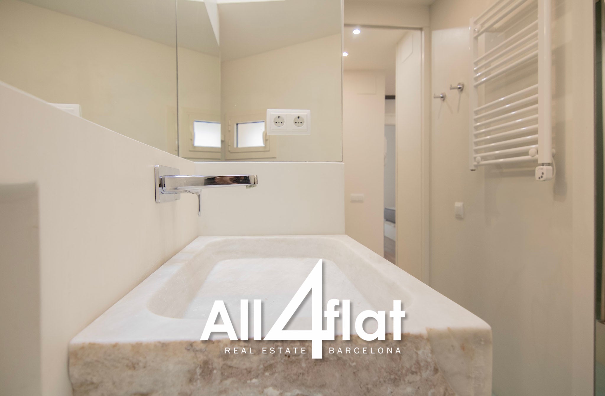 C/ Creu Coberta - Ref: 003637