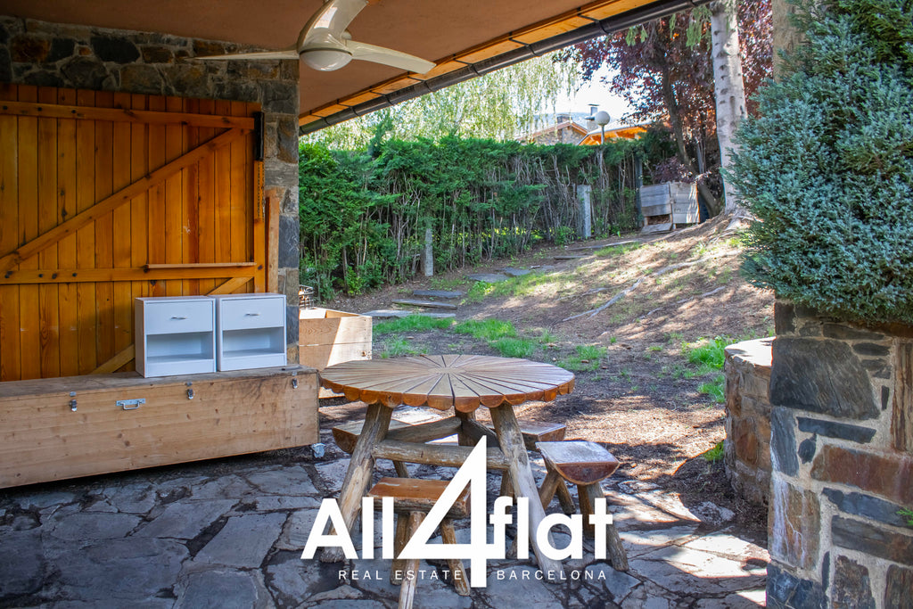 Cerdanya Avenue No. 1 