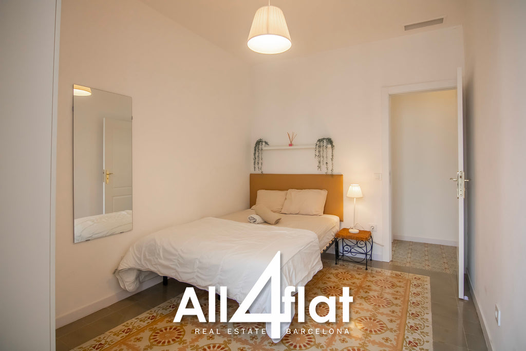 C/ Vilamarí - Réf. : 003586 