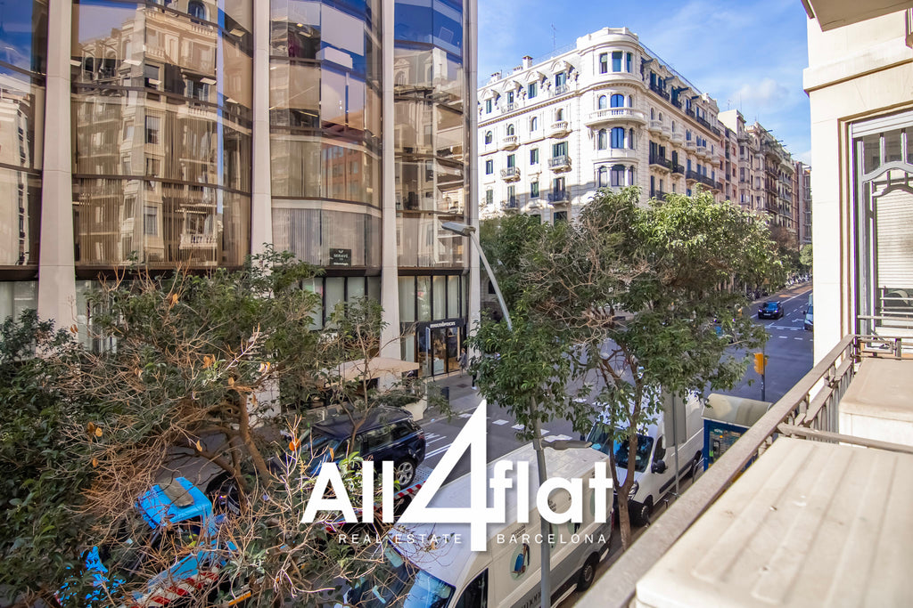 Muntaner Street - Ref: 003606 