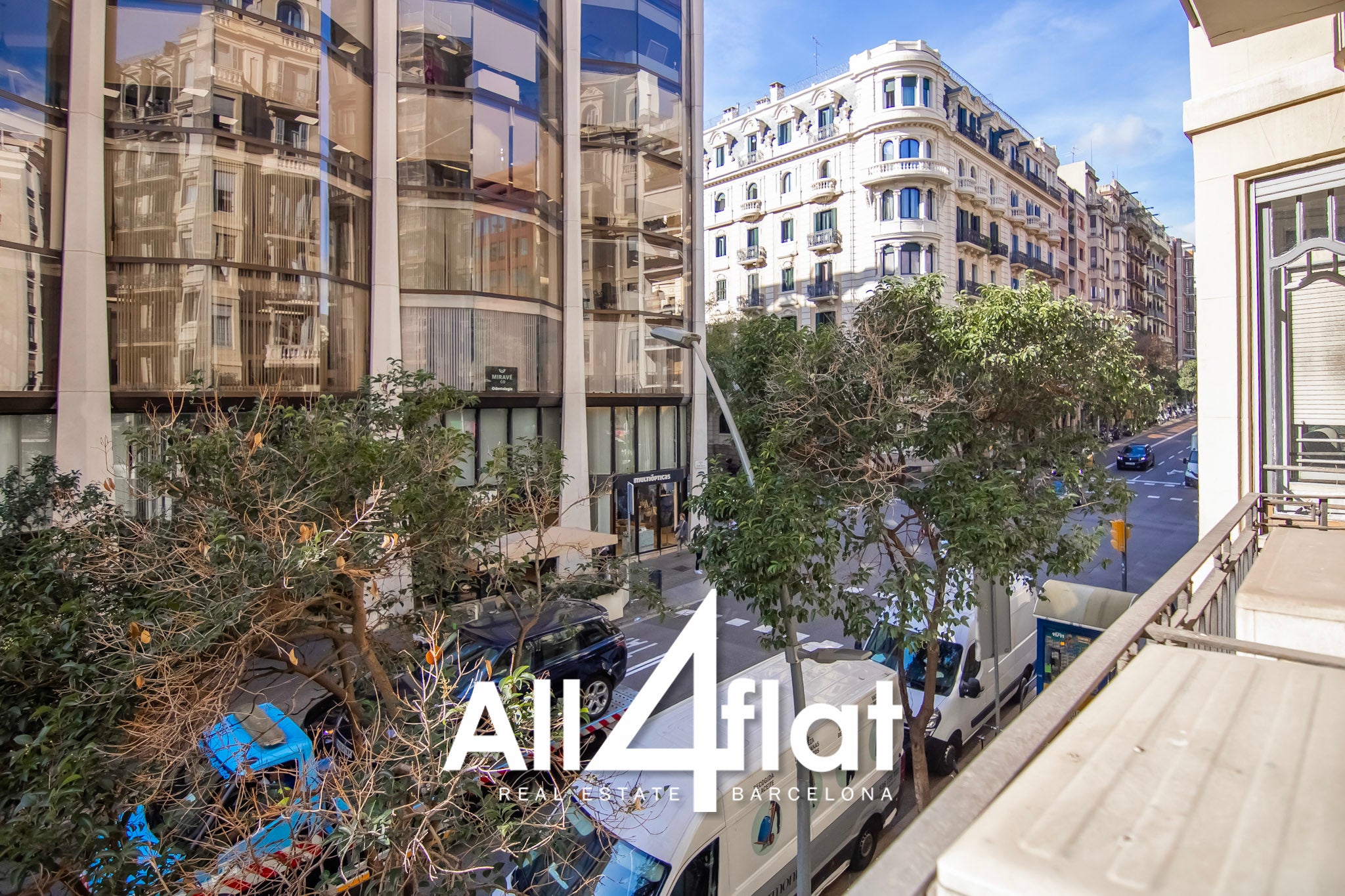 Muntaner Street - Ref: 003606 