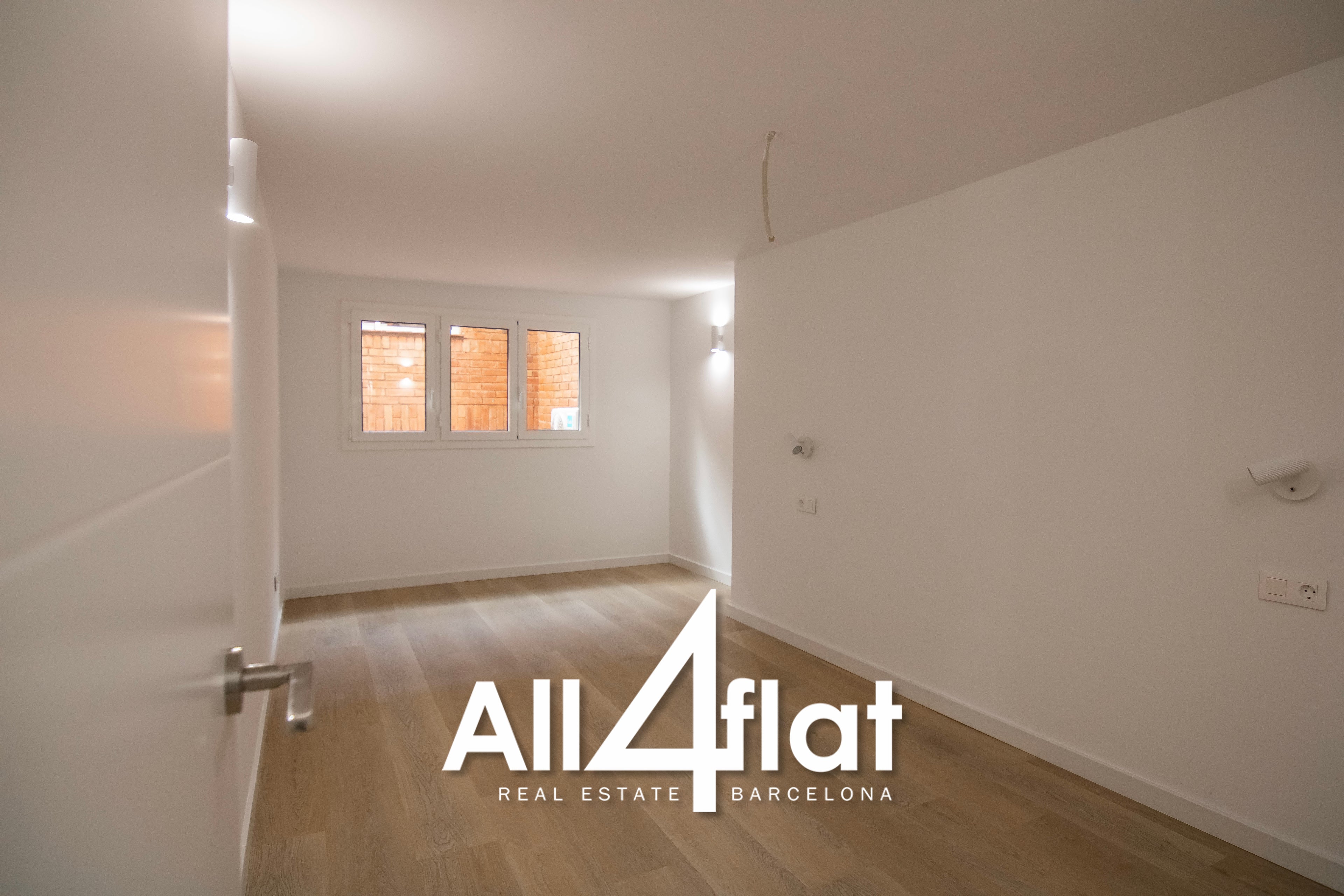 Rue Aribau - Réf. : 003568B 