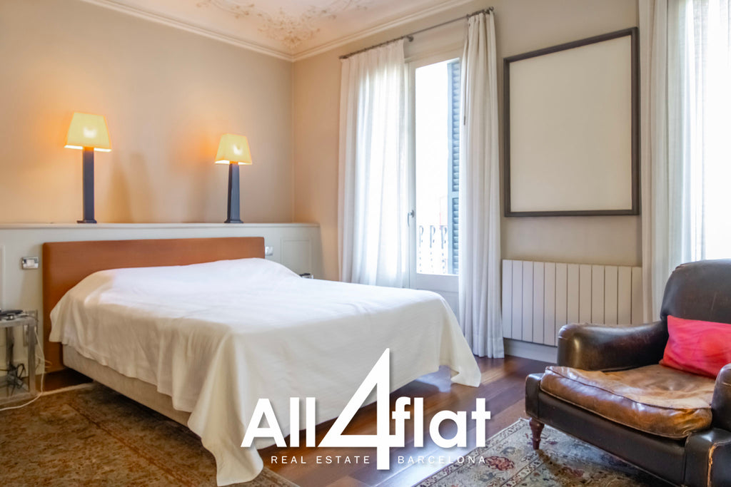 C/ Pau Claris - Réf. : 003509 