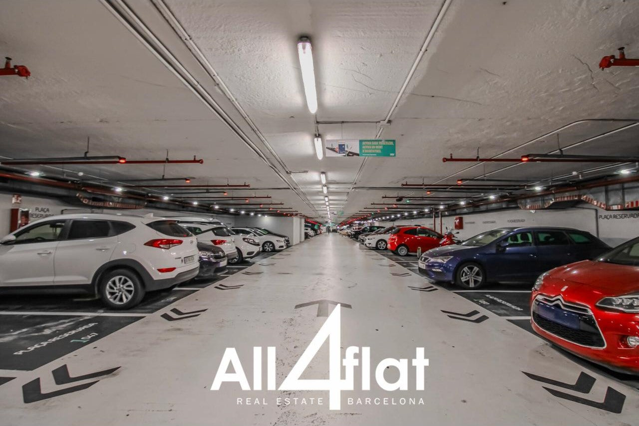 C/ Comte d´Urgell - Ref: 003340A