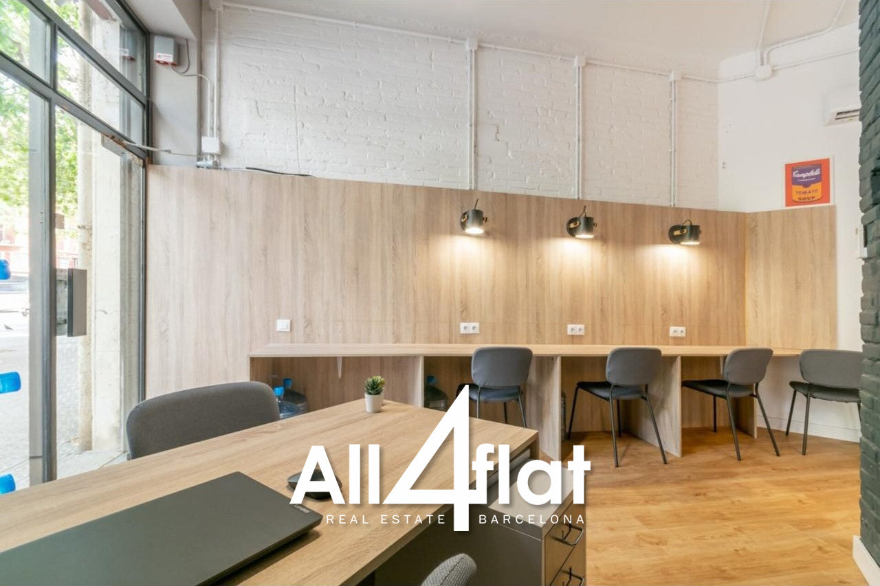 C/ Viladomat  - Ref: 001558E