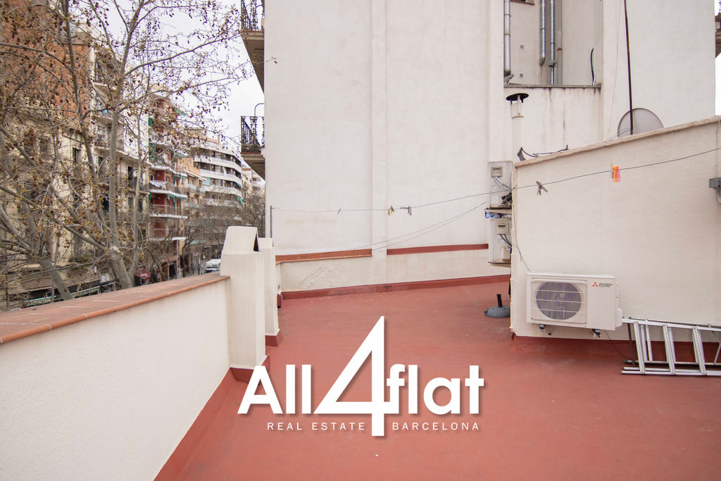 C/ Creu Coberta - Ref: 003637