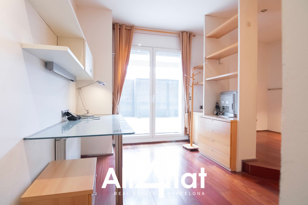 Teodora Lamadrid Street - Ref: 003129NP