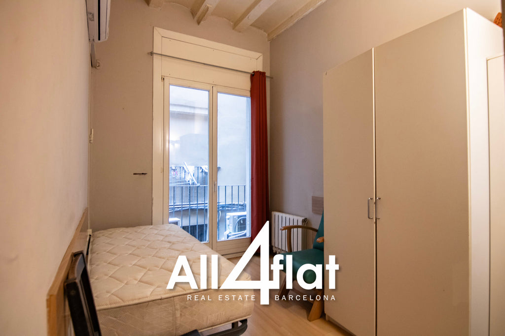 C/ Roca - Réf. : 003599