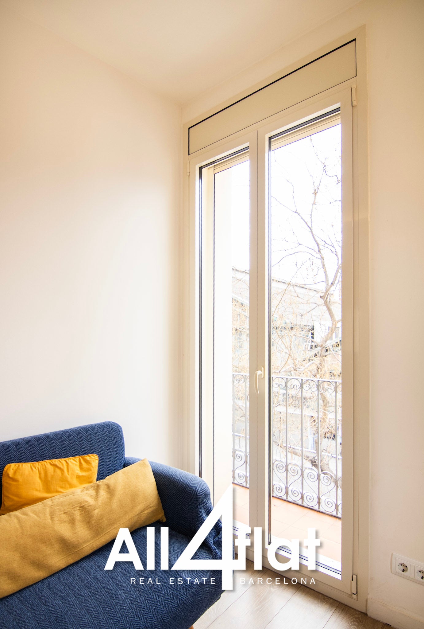 C/ Creu Coberta - Ref: 003637