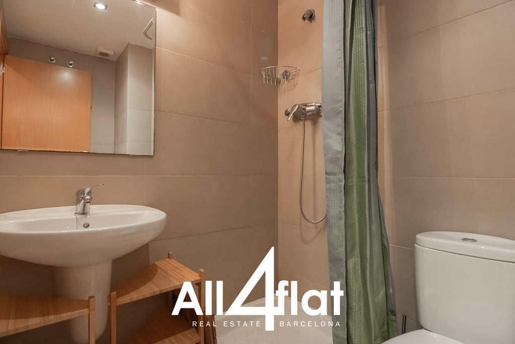 C/ Mare de Deu de Port- Ref: 003265