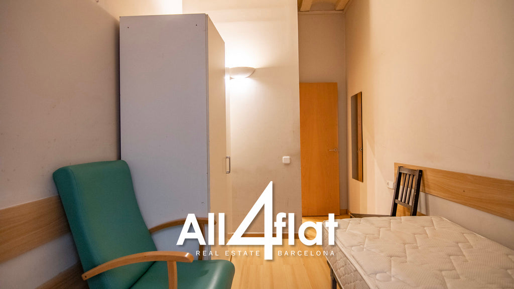 C/ Roca - Réf. : 003599