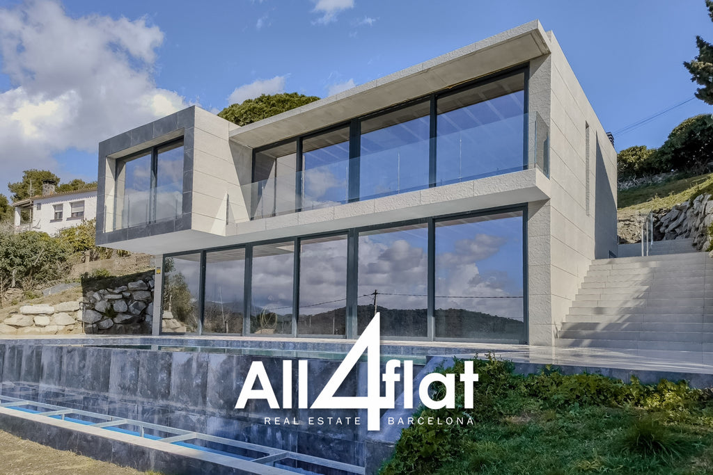 C/ Mimosa - Réf. : 003205 