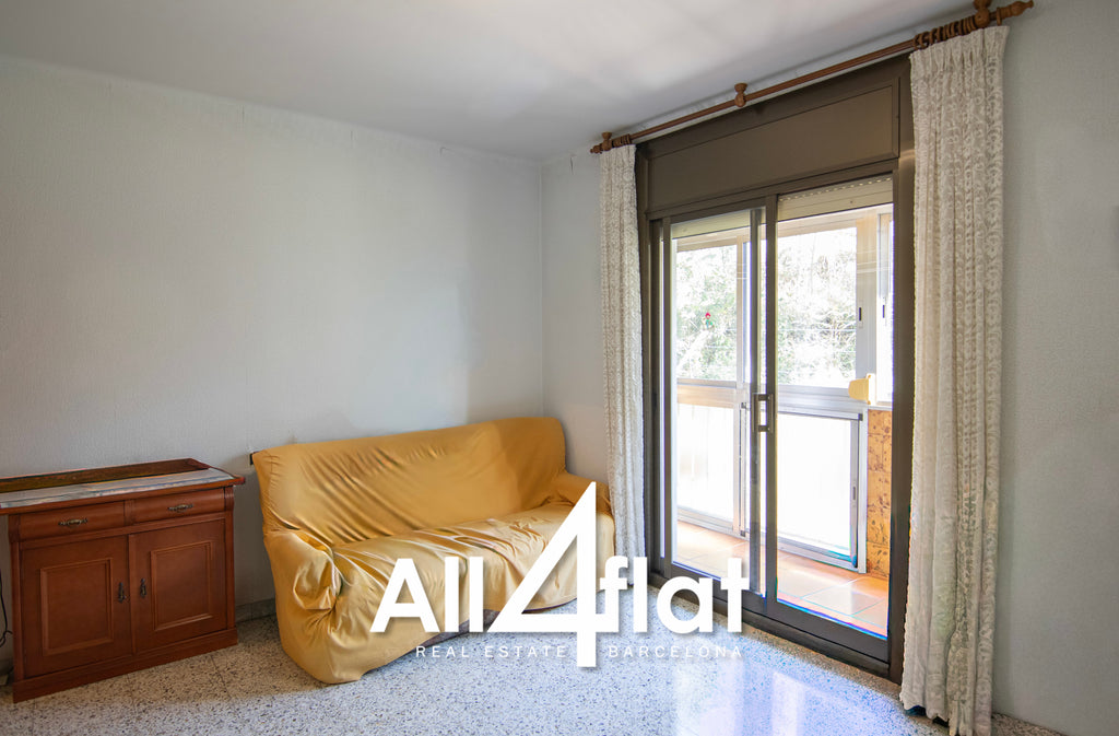 Muga Street - Ref: 003607 