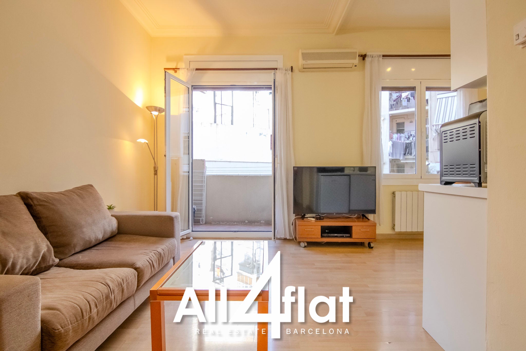 C/ Parallel - Ref: 002288E