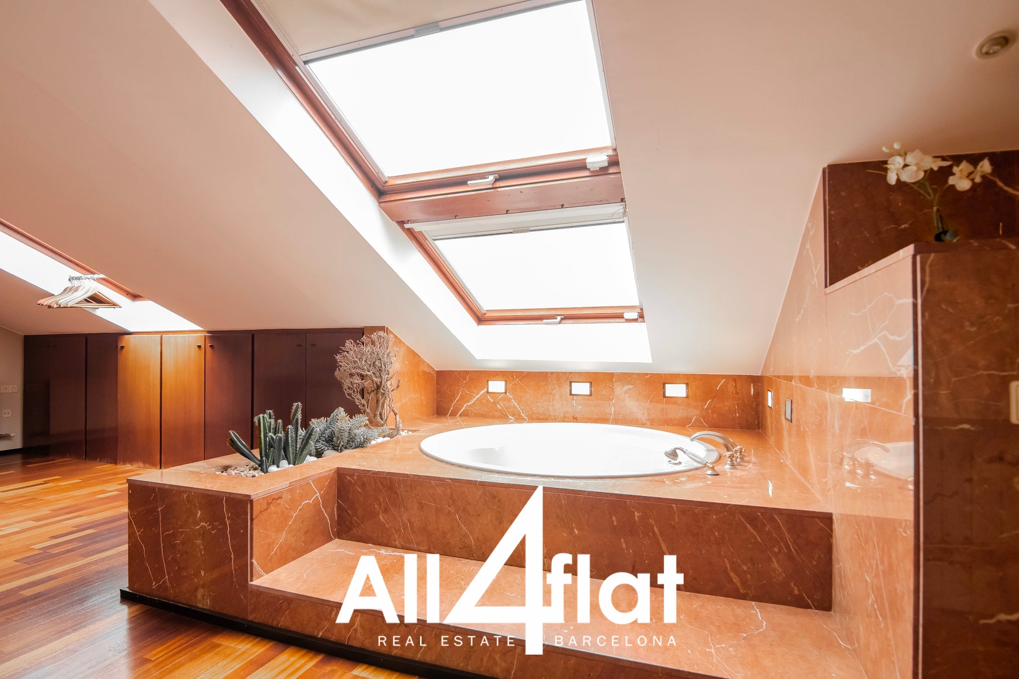 Teodora Lamadrid Street - Ref: 003129NP