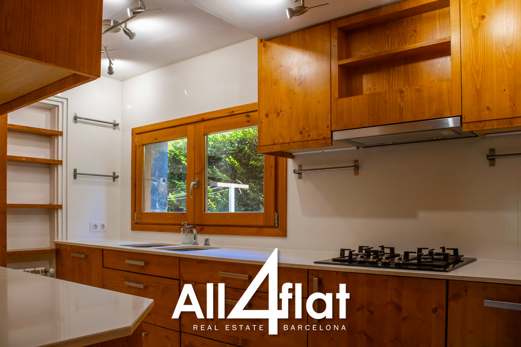 Cerdanya Avenue No. 1 