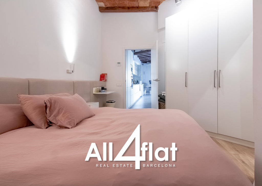 C/ Comte Urgell - Ref: 000003D