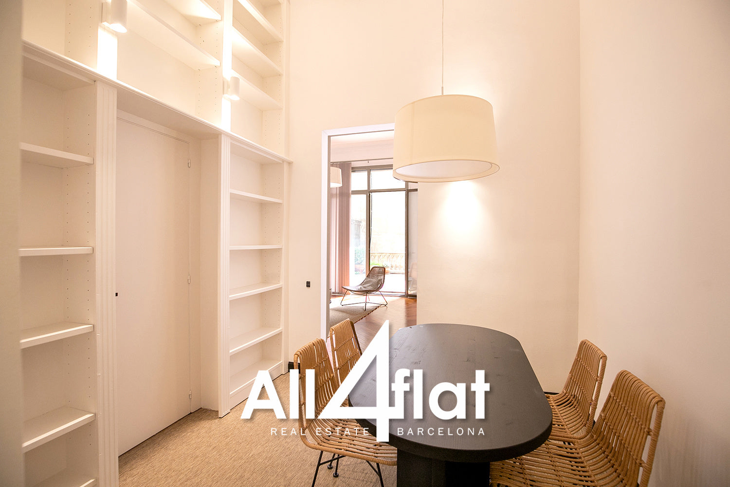 Rue Ausias Marc - Réf : 003022B 