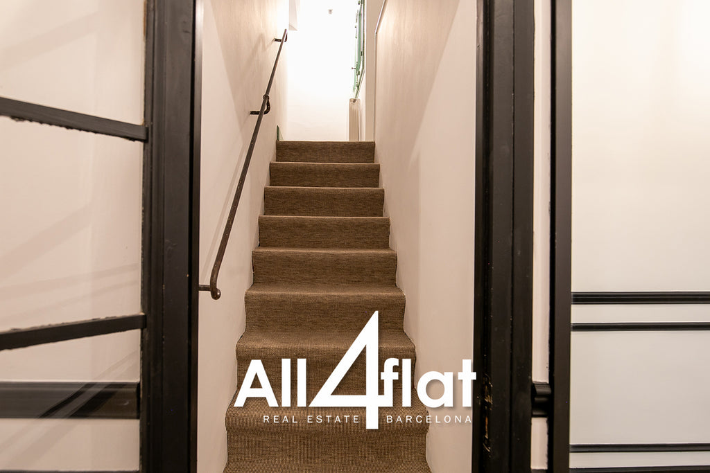 Rue Ausias Marc - Réf : 003022B 