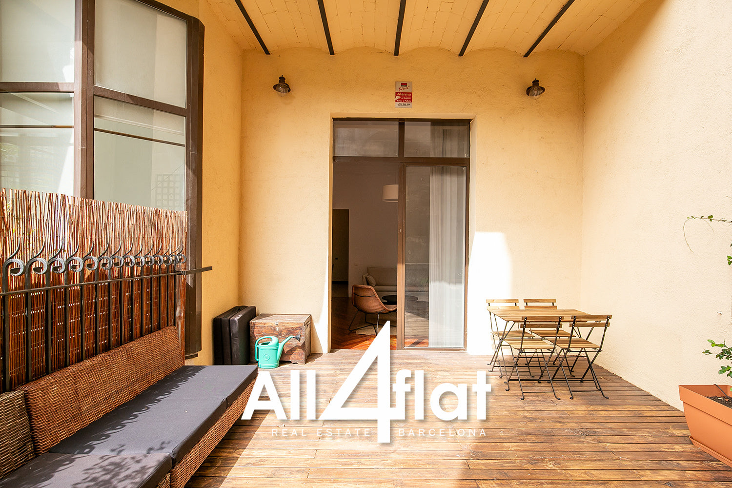 Rue Ausias Marc - Réf : 003022B 