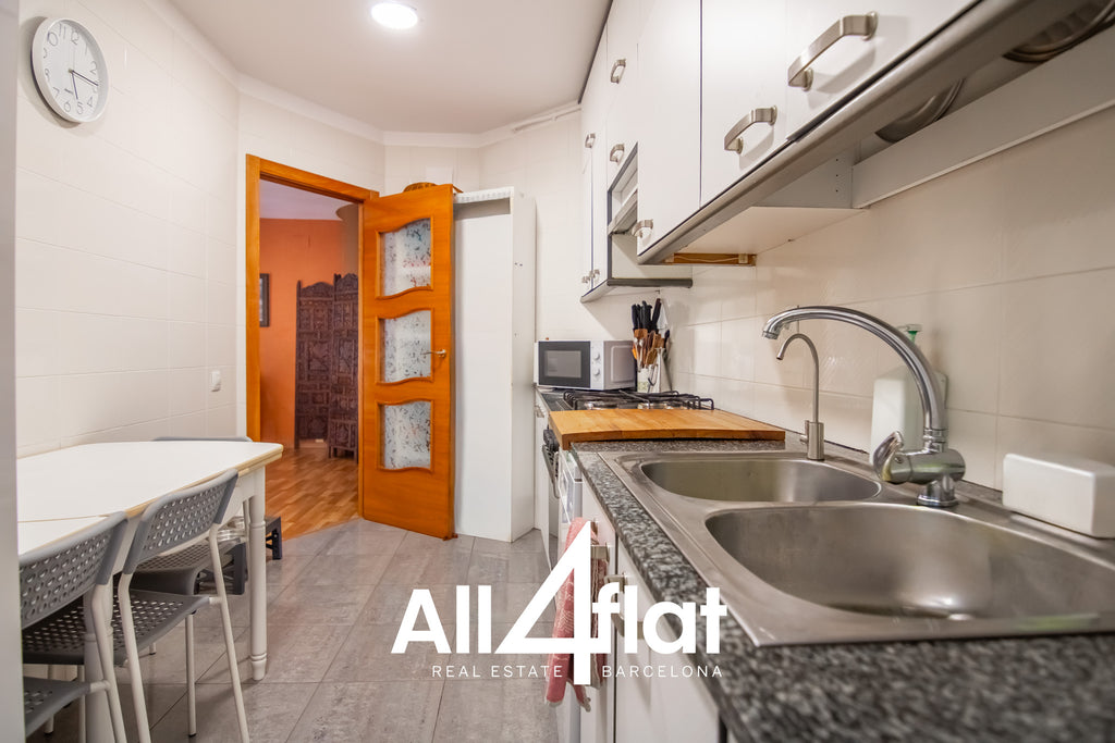 C/ Marti Molins - Ref: 003682