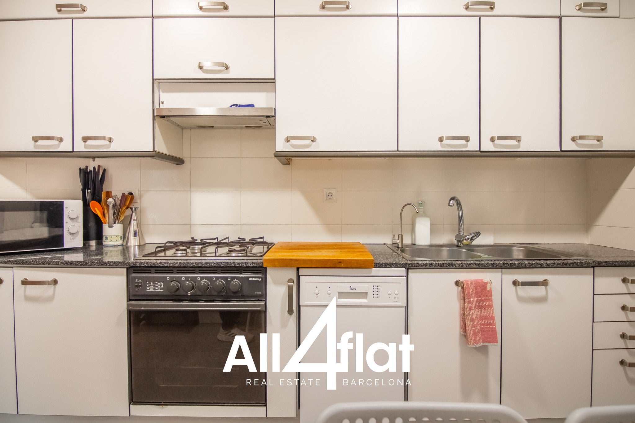 C/ Marti Molins - Ref: 003682