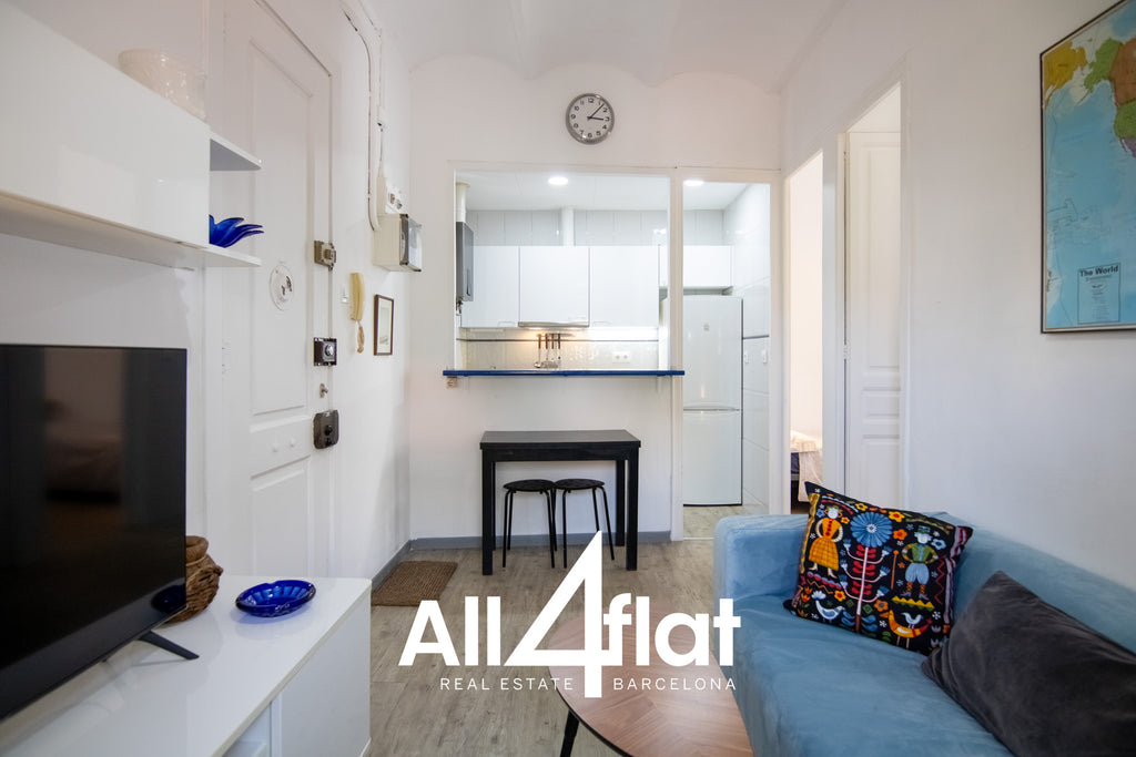 Arago St - Ref: 003684