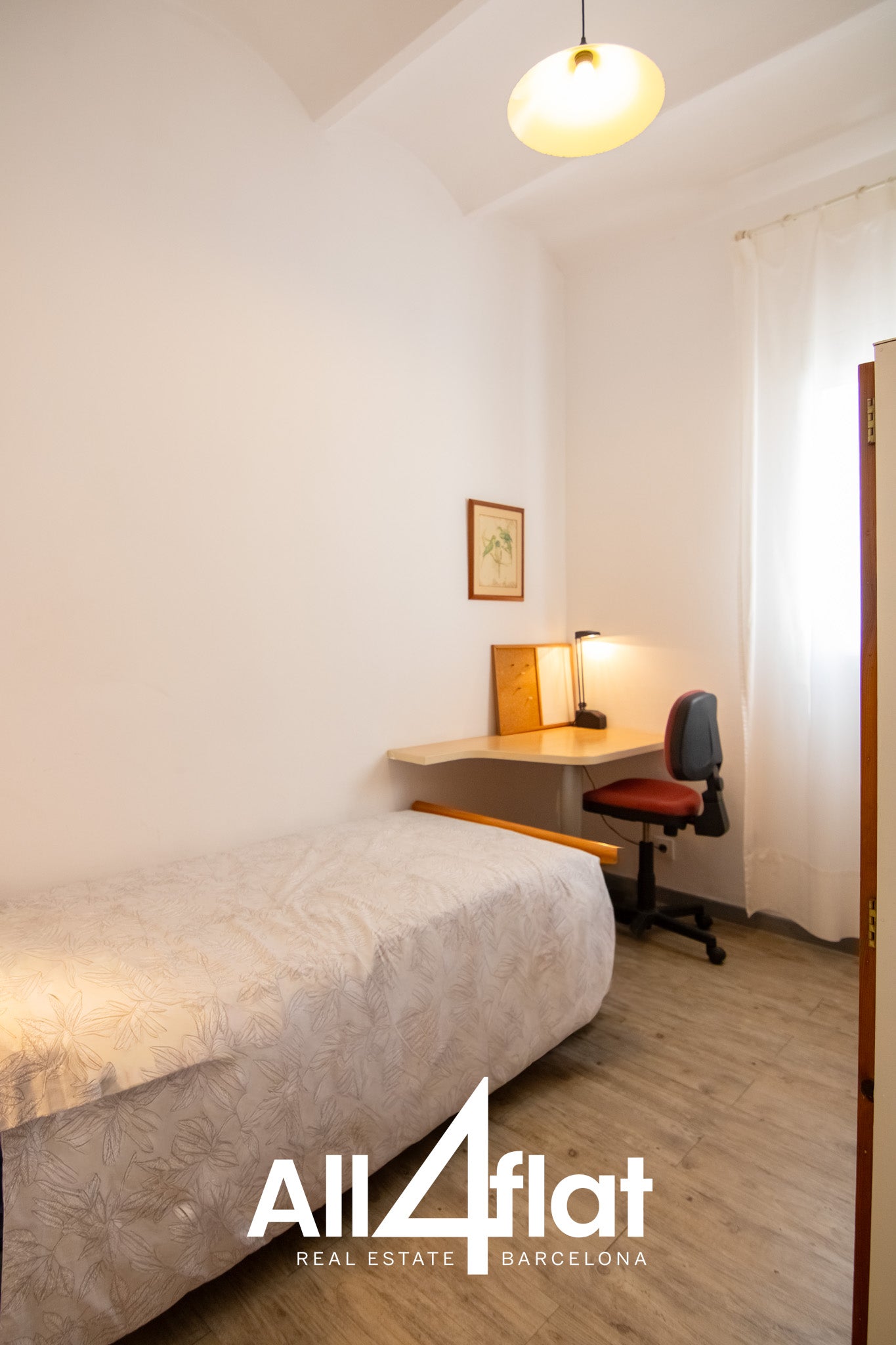 Arago St - Ref: 003684