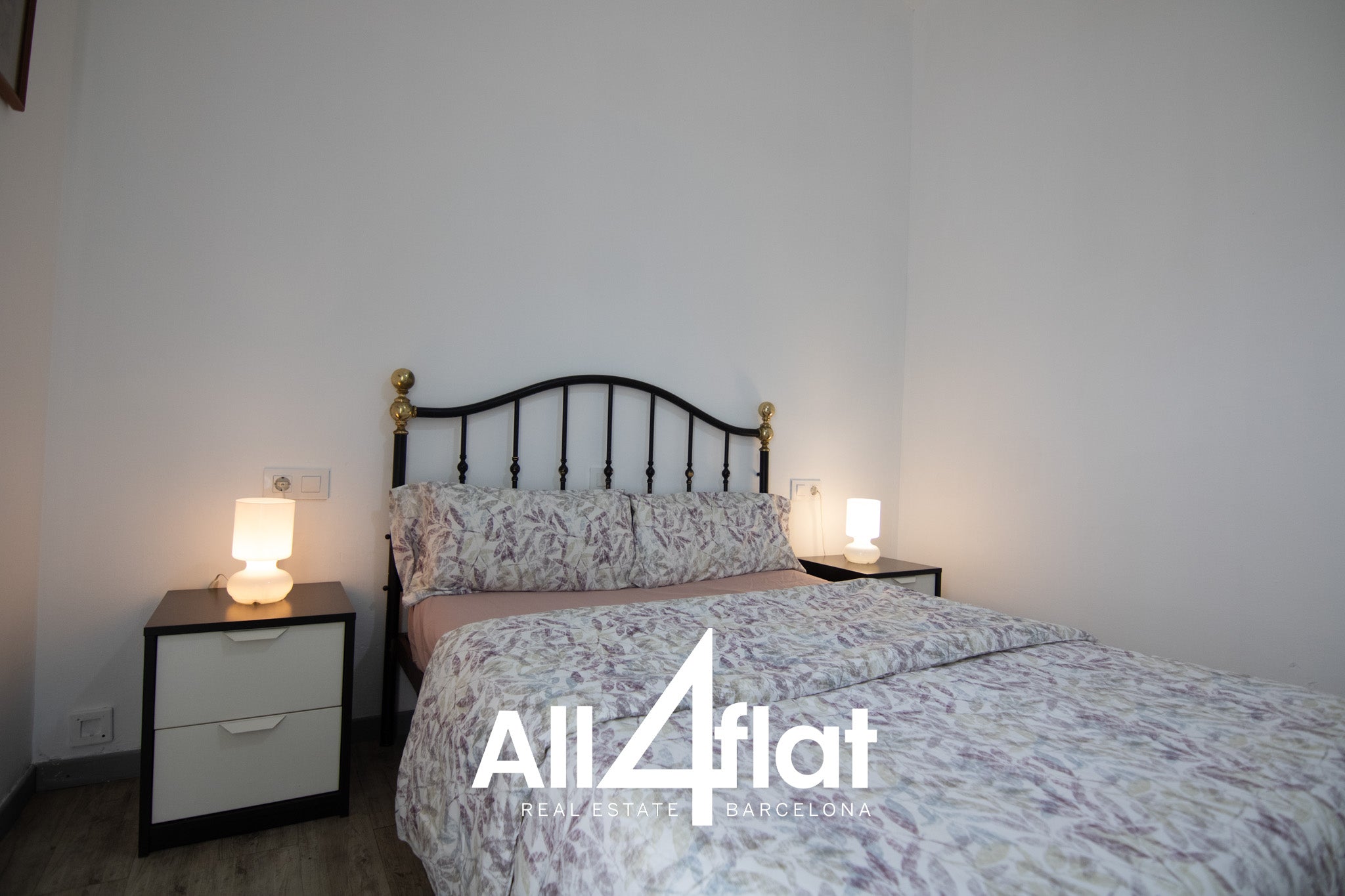 Arago St - Ref: 003684