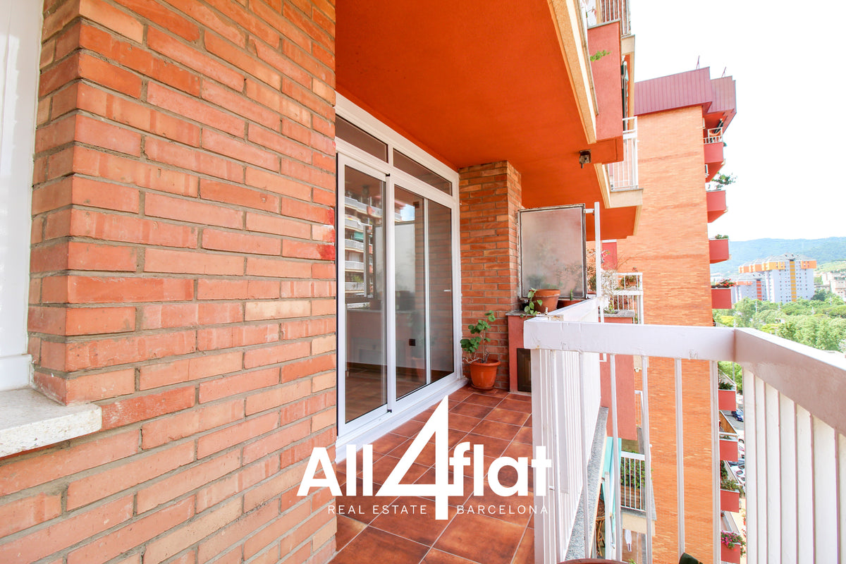 C/ Favencia - Ref: 001061A