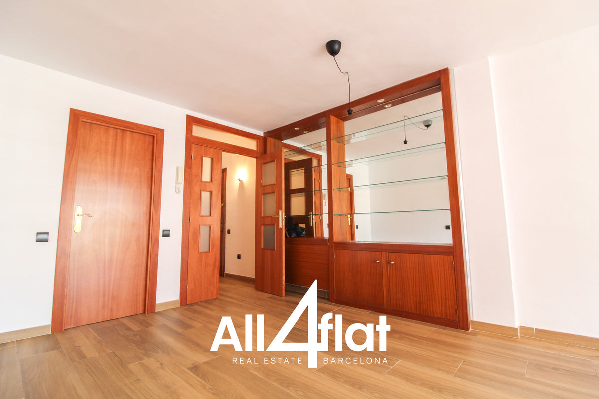 C/ Favencia - Ref: 001061A