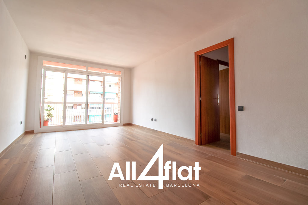 C/ Favencia - Ref: 001061A