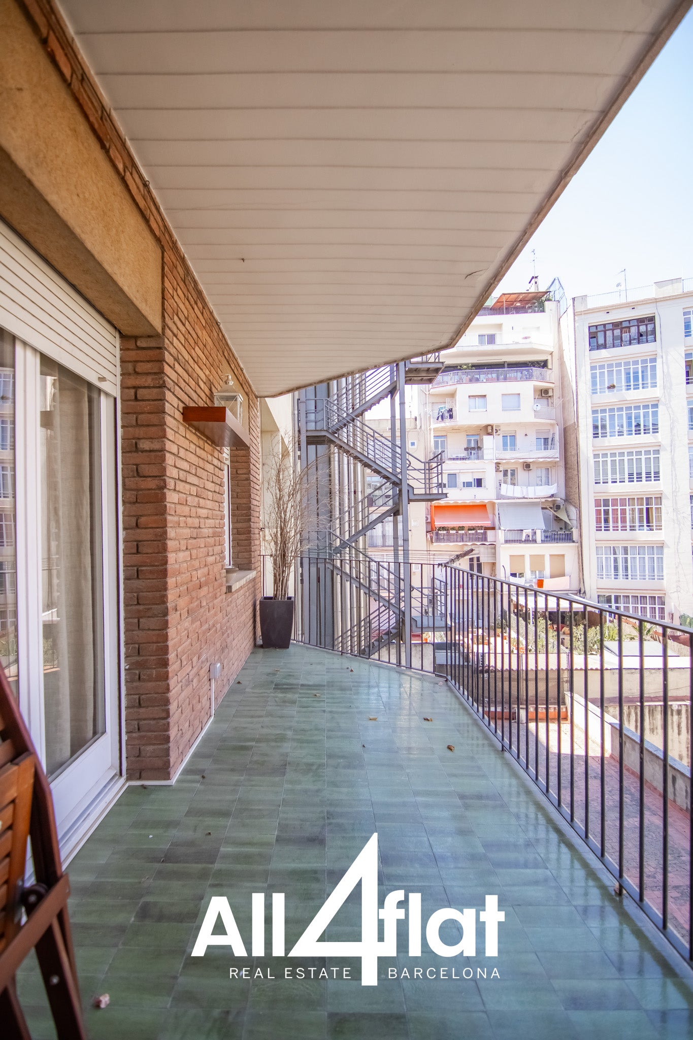 C/ Pau Claris - Ref: 003679