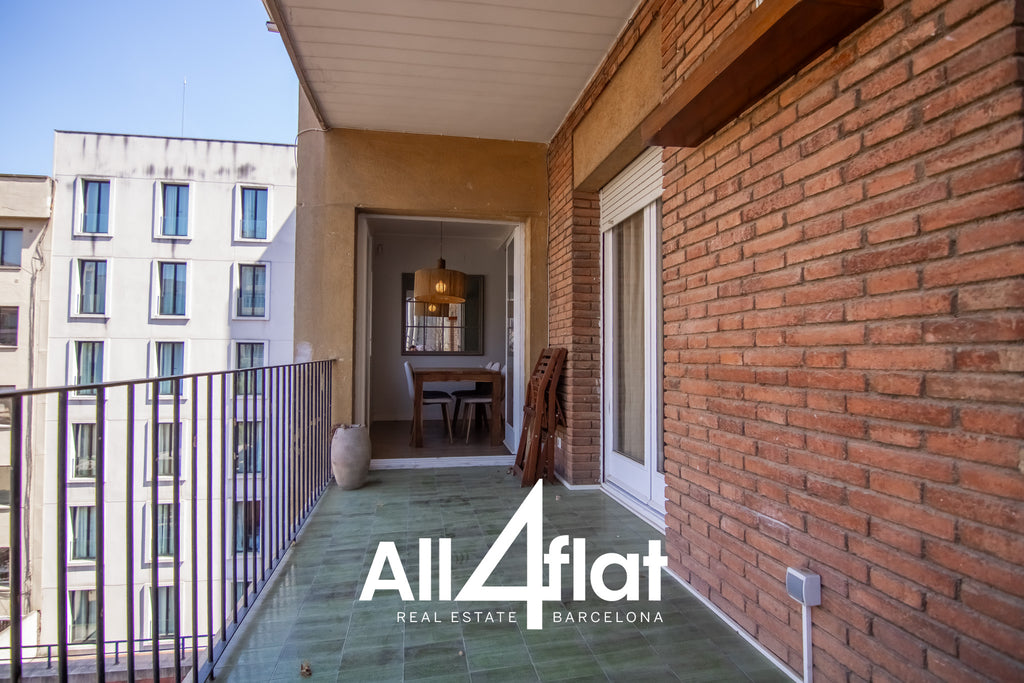 C/ Pau Claris - Ref: 003679