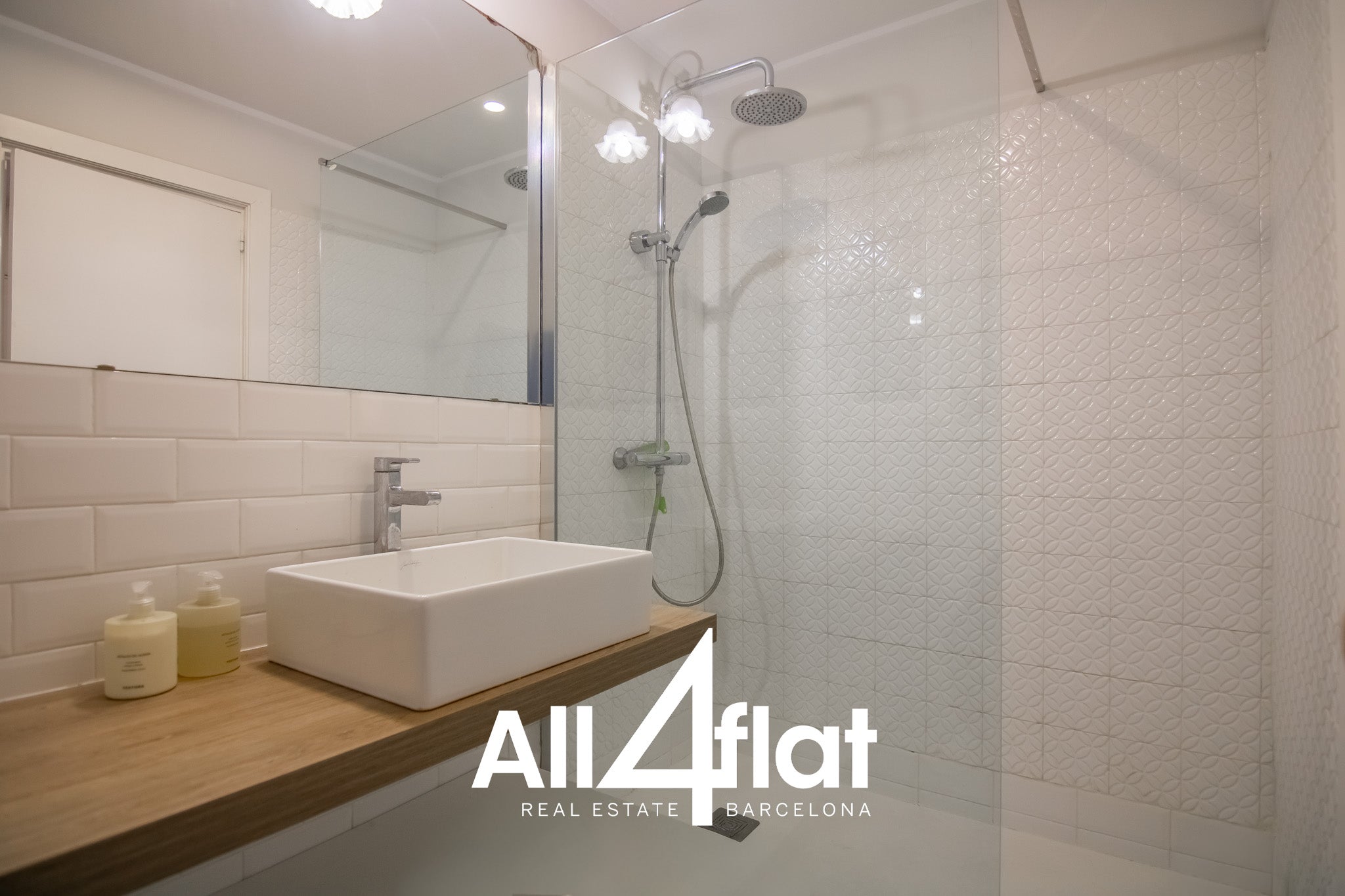 C/ Pau Claris - Ref: 003679