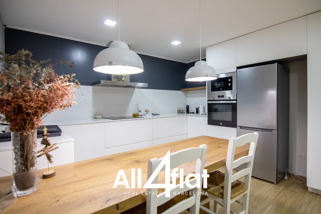 C/ Pau Claris - Ref: 003679