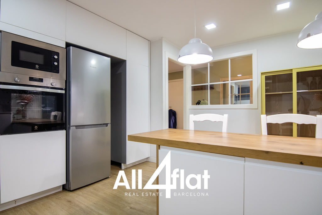 C/ Pau Claris - Ref: 003679