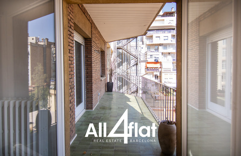 C/ Pau Claris - Ref: 003679