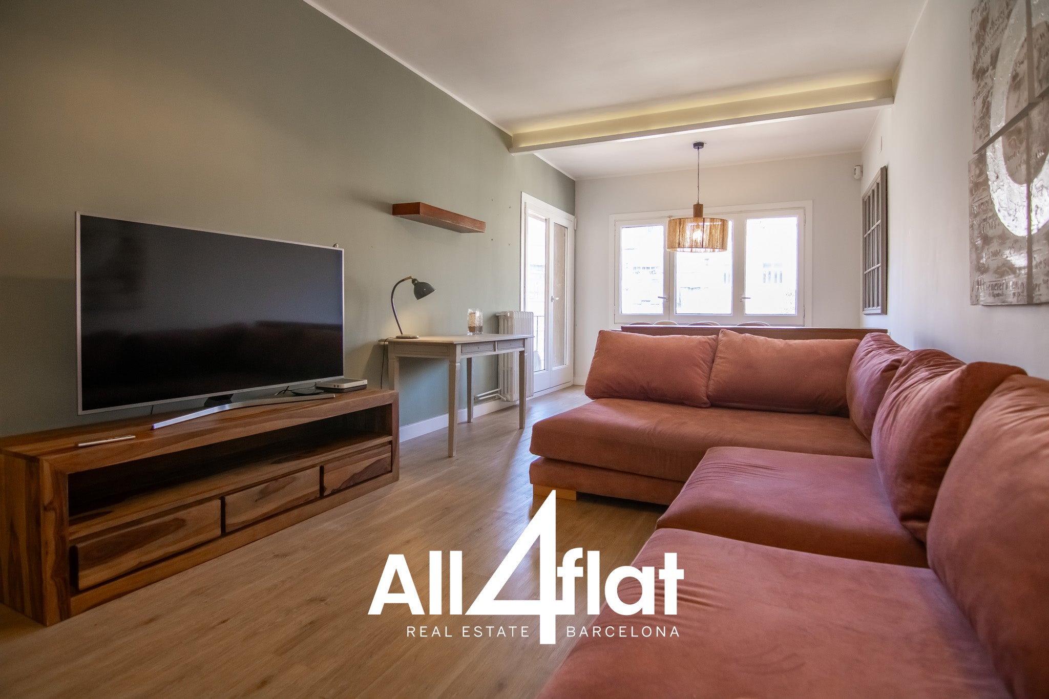 C/ Pau Claris - Ref: 003679