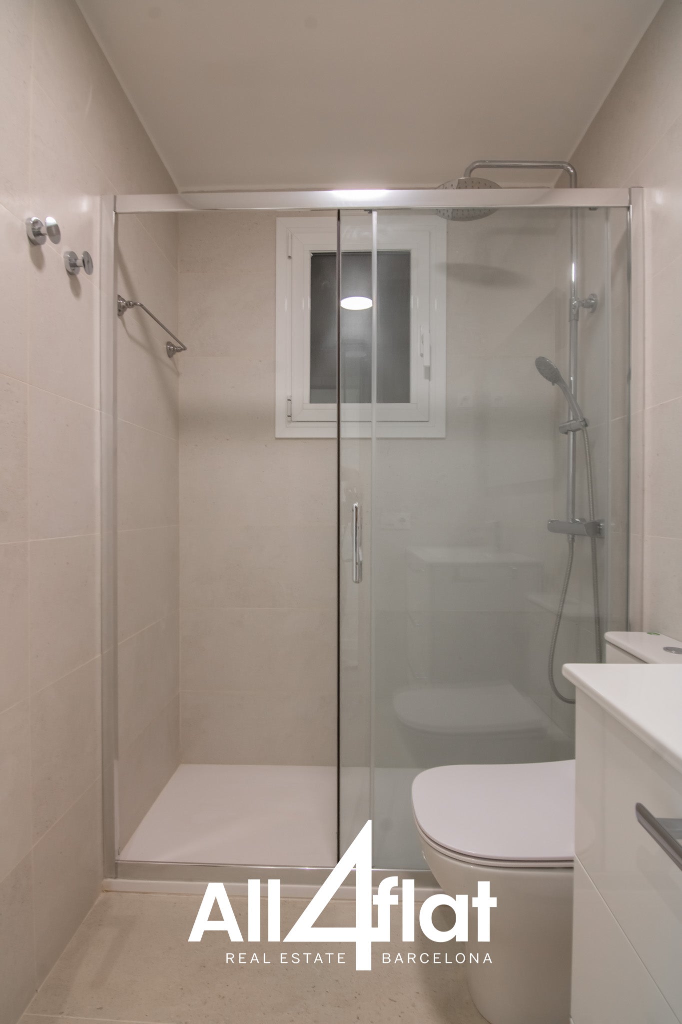 C/ Avnd Madrid - Ref: 003694