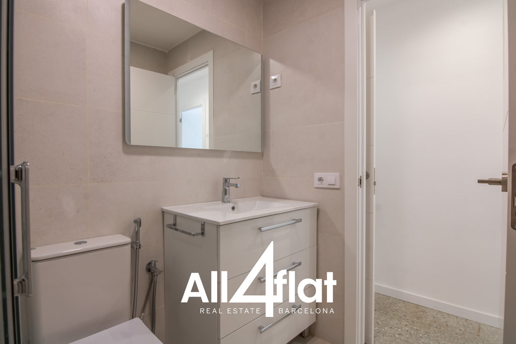 C/ Avnd Madrid - Ref: 003694