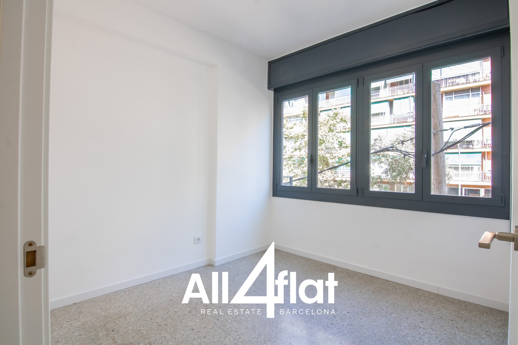 C/ Avnd Madrid - Ref: 003694