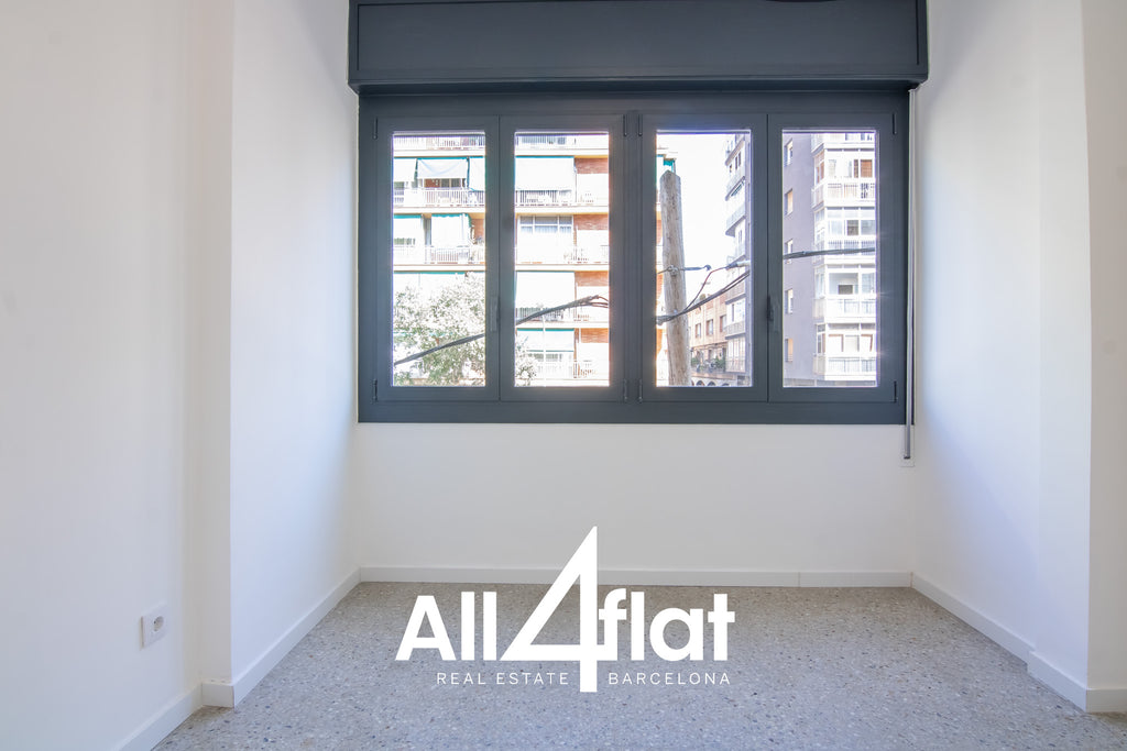 C/ Avnd Madrid - Ref: 003694