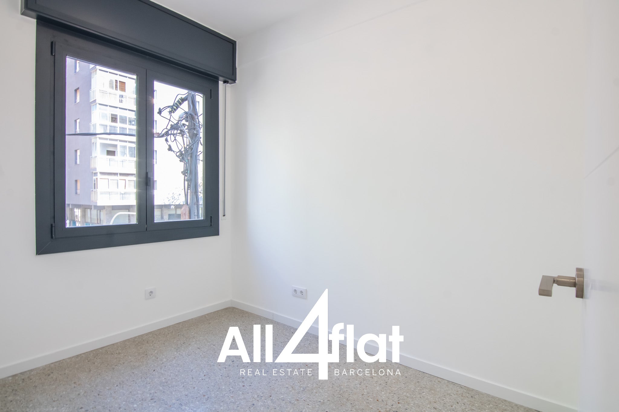C/ Avnd Madrid - Ref: 003694